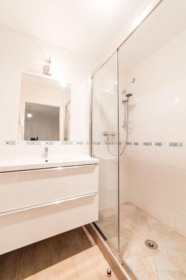 Appartement Prive Le Chardonnay, Jardin, Parking Bucheres ภายนอก รูปภาพ